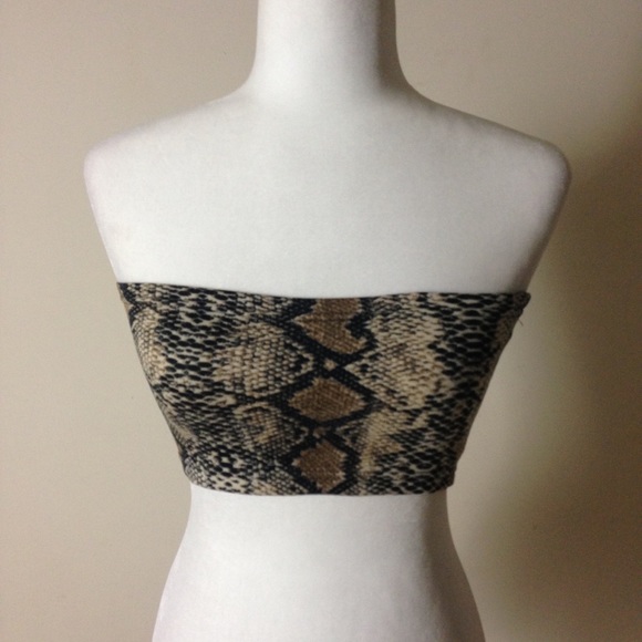 SHEIN Snakeskin Bandeau Crop Top Size: Medium - Picture 4 of 7